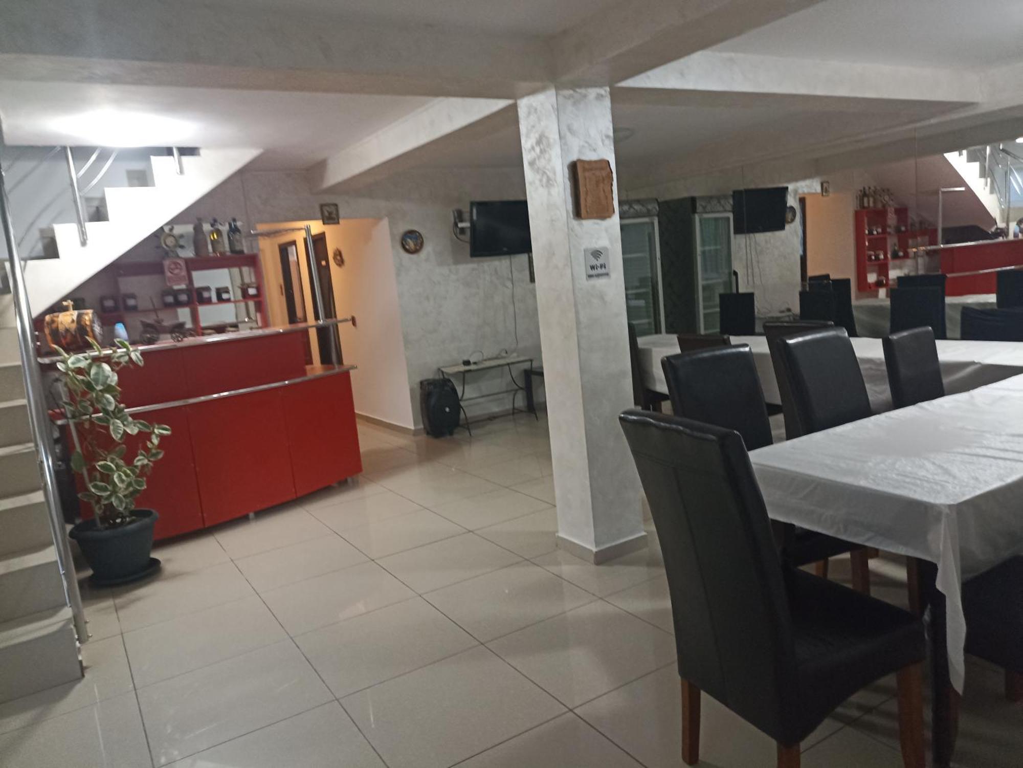Hotel Popasul Drumetului Transfagarasan à Curtea de Argeş Extérieur photo