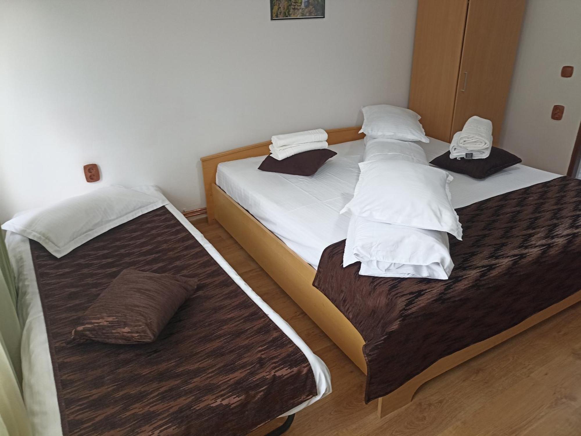 Hotel Popasul Drumetului Transfagarasan à Curtea de Argeş Extérieur photo